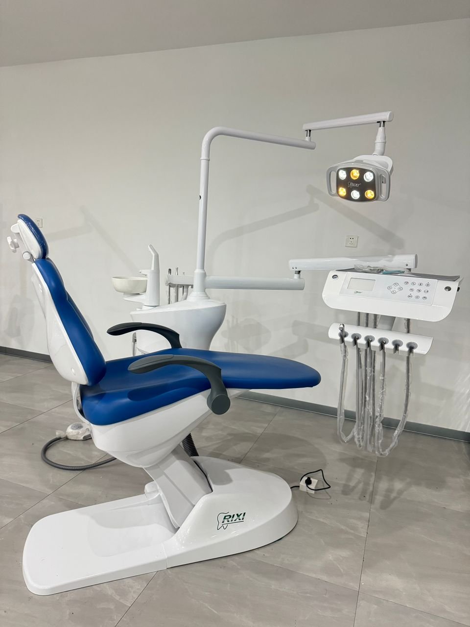 RIXI-R1